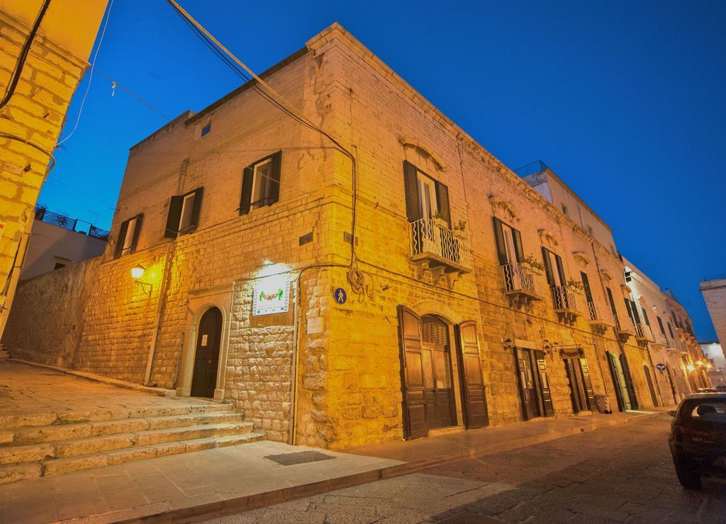 Le Stanze Di Corteinfiore Trani Luaran gambar